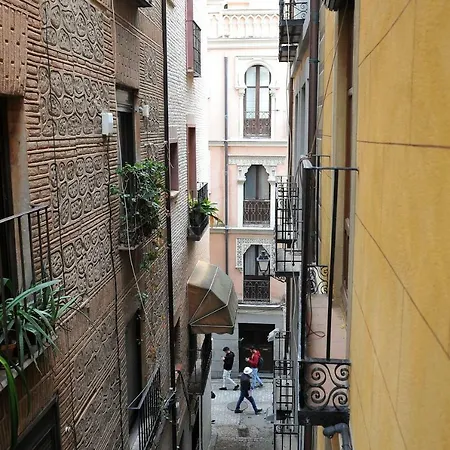 Apartamento Equipado Junto A La Catedral * Toledo